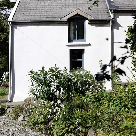 Shiplake Mountain Farmhouse *