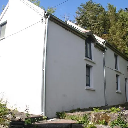 Shiplake Mountain Farmhouse *