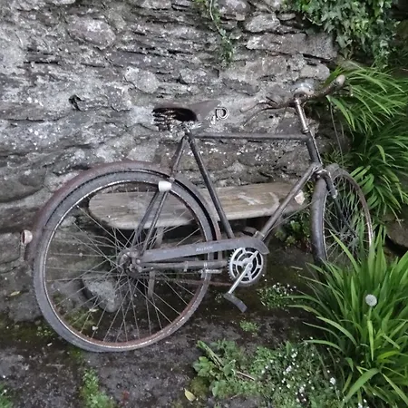 Shiplake Mountain Farmhouse
